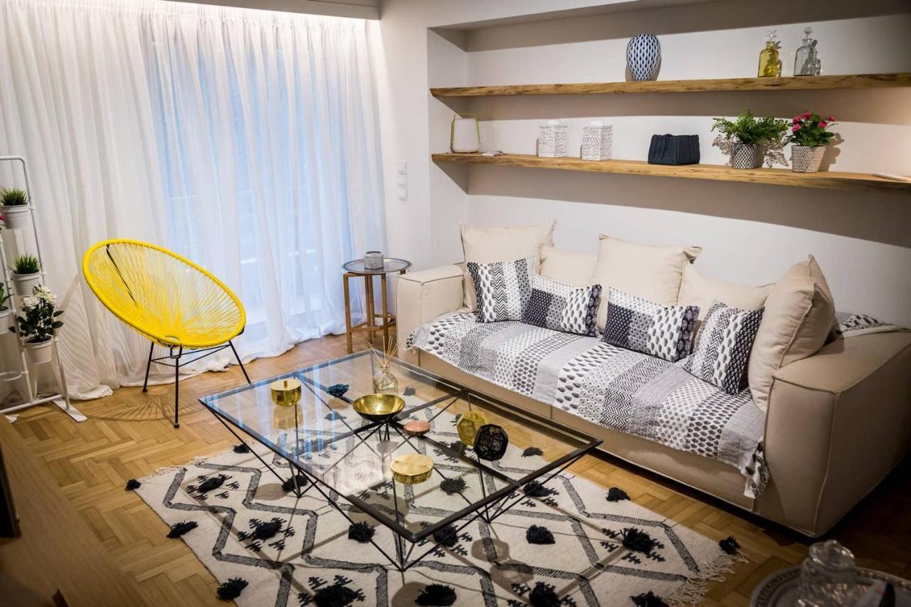 Amazing With 3 Bedrooms In Kolonaki * Atina